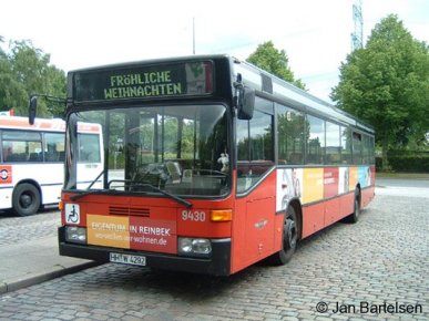 Mit diesem Bus-Foto wünschen wir vom BahnInfo-Team allen Lesern ein frohes und gesegnetes Weihnachtsfest!