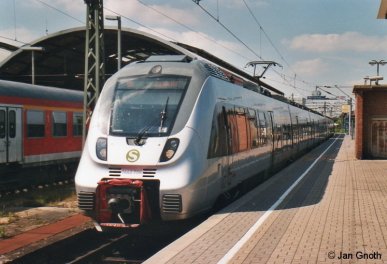 442 206 ist am 05.05.2014 von Zwickau kommend in Halle (Saale) Hauptbahnhof eingetroffen und wird nach ca. 30-minütigen Aufenthalt zur nächsten Runde nach Zwickau starten.