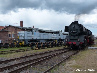 Während des Lokschuppenfestes in Wittenberge Anfang Juli 2016 wurden die Güterzug-Dampflok 50 3670-4 und die Dieselloks der Firma 